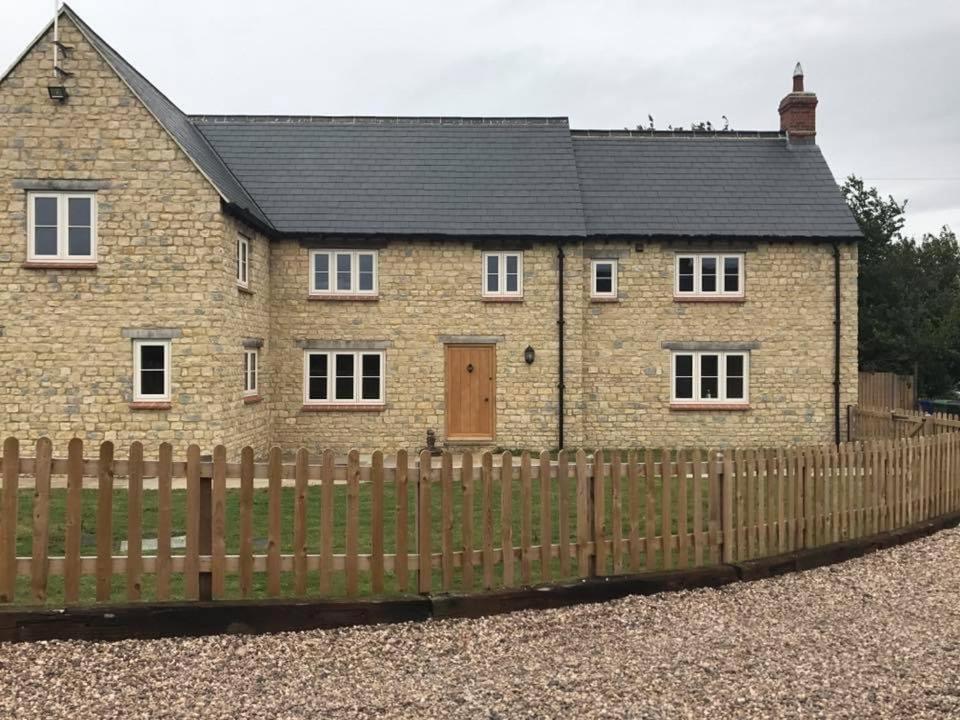 Denbrae Apartment Brackley  Luaran gambar